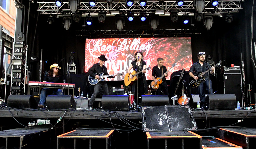 Rae Billing & CRYBABY at Supercrawl 2018